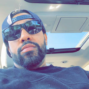 Meet your Posher, Marcos